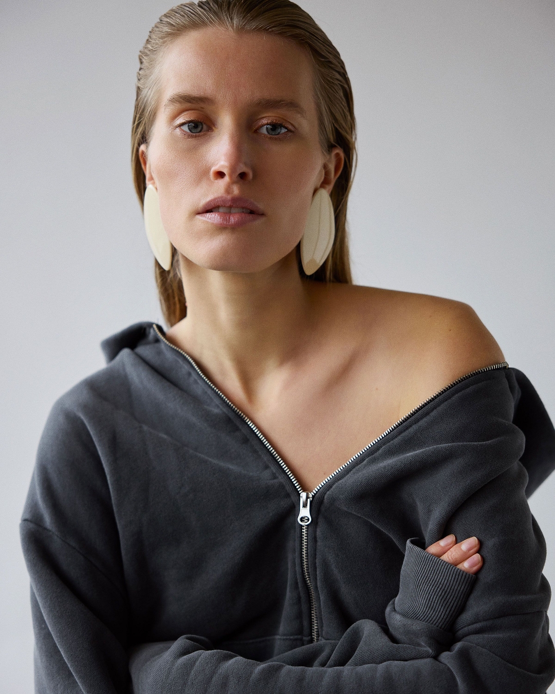 Annemara Post